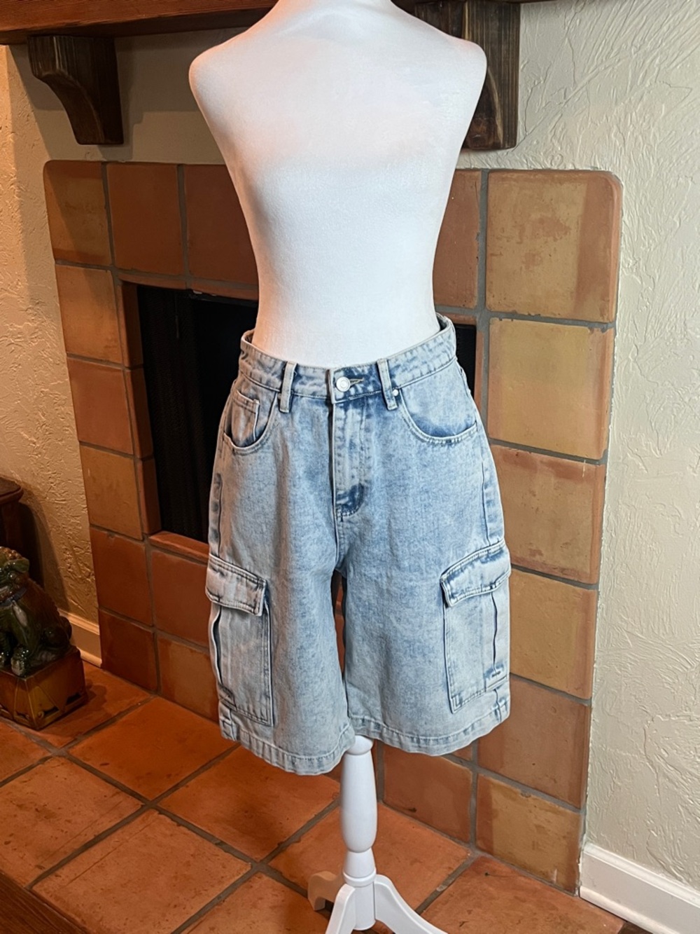 Rise Supply Co. Wide Leg Cargo Bermuda “Jorts”, size 9